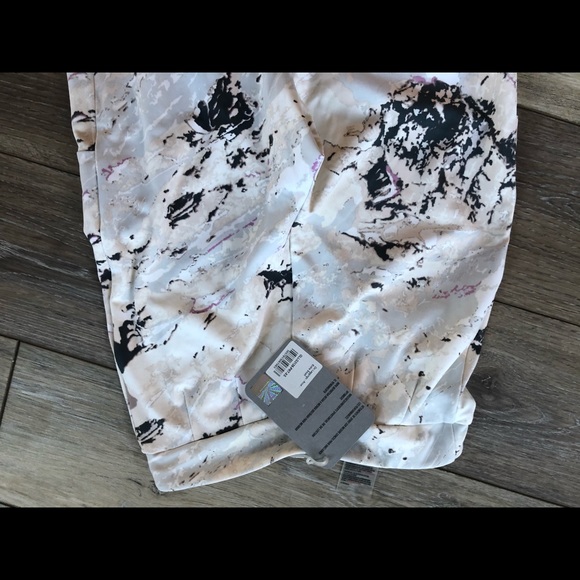 Gym cropped marbled leggings - Picture 6 of 9